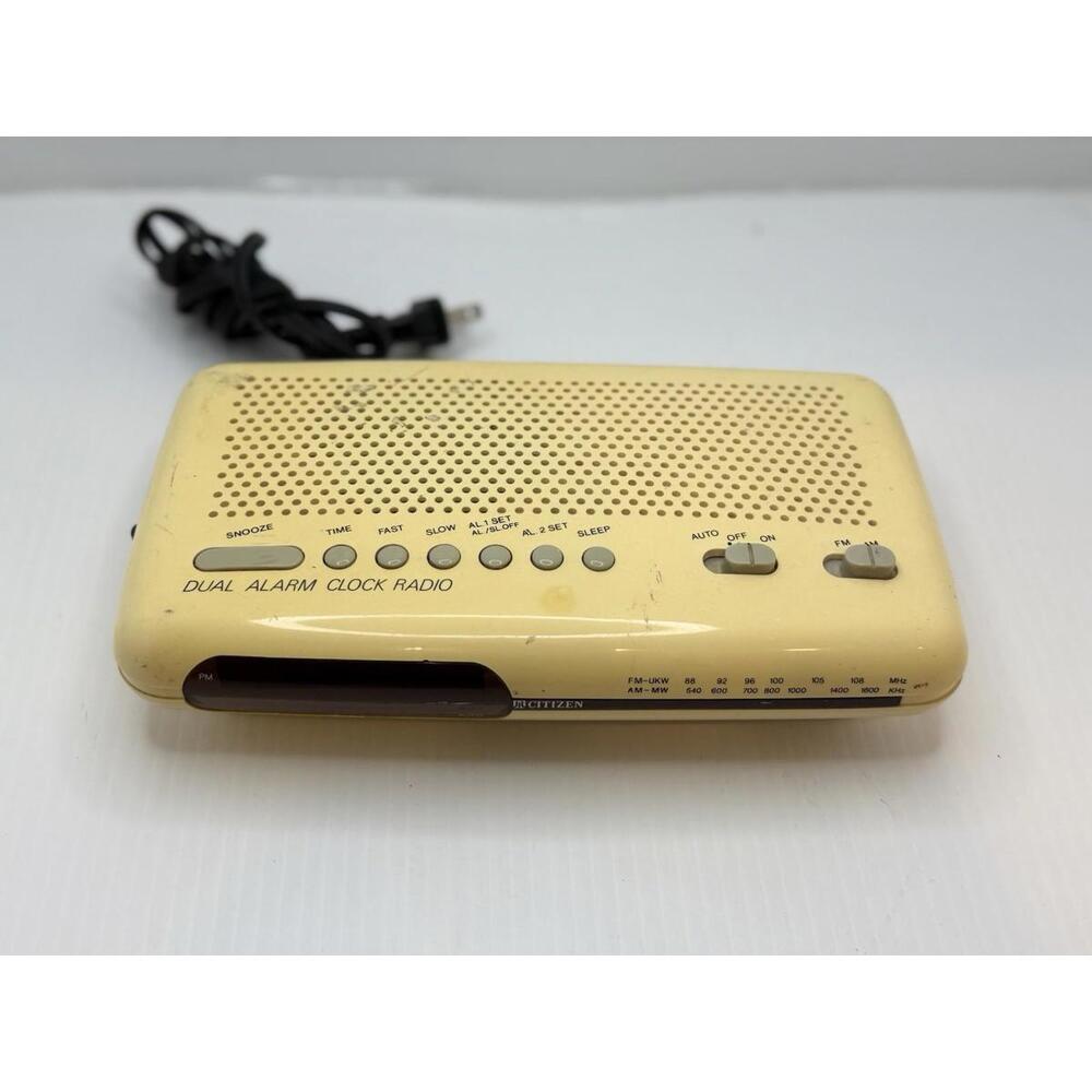VINTAGE RARE CITIZEN BEDSIDE ALARM CLOCK RADIO RARE - Picture 6 of 12